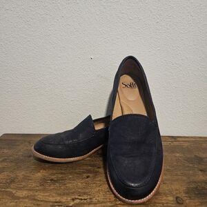 Sofft Women's Navy Loafers with Tan Sole